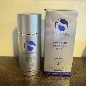 is clinical extreme protect spf 40 broad spectrum 3.4 oz